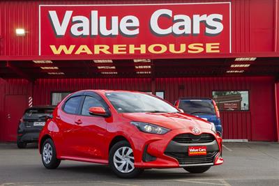 2023 Toyota Yaris - Thumbnail