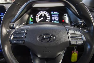 2022 Hyundai Ioniq - Thumbnail