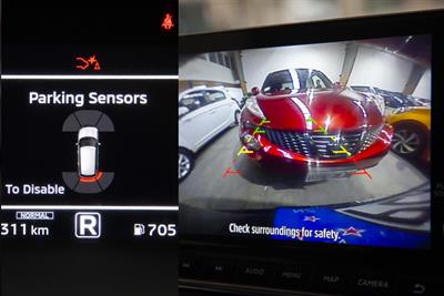 2022 Mitsubishi Outlander - Thumbnail