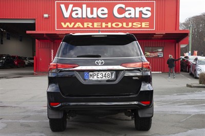 2019 Toyota Fortuner - Thumbnail