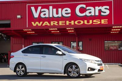 2014 Honda Grace - Thumbnail